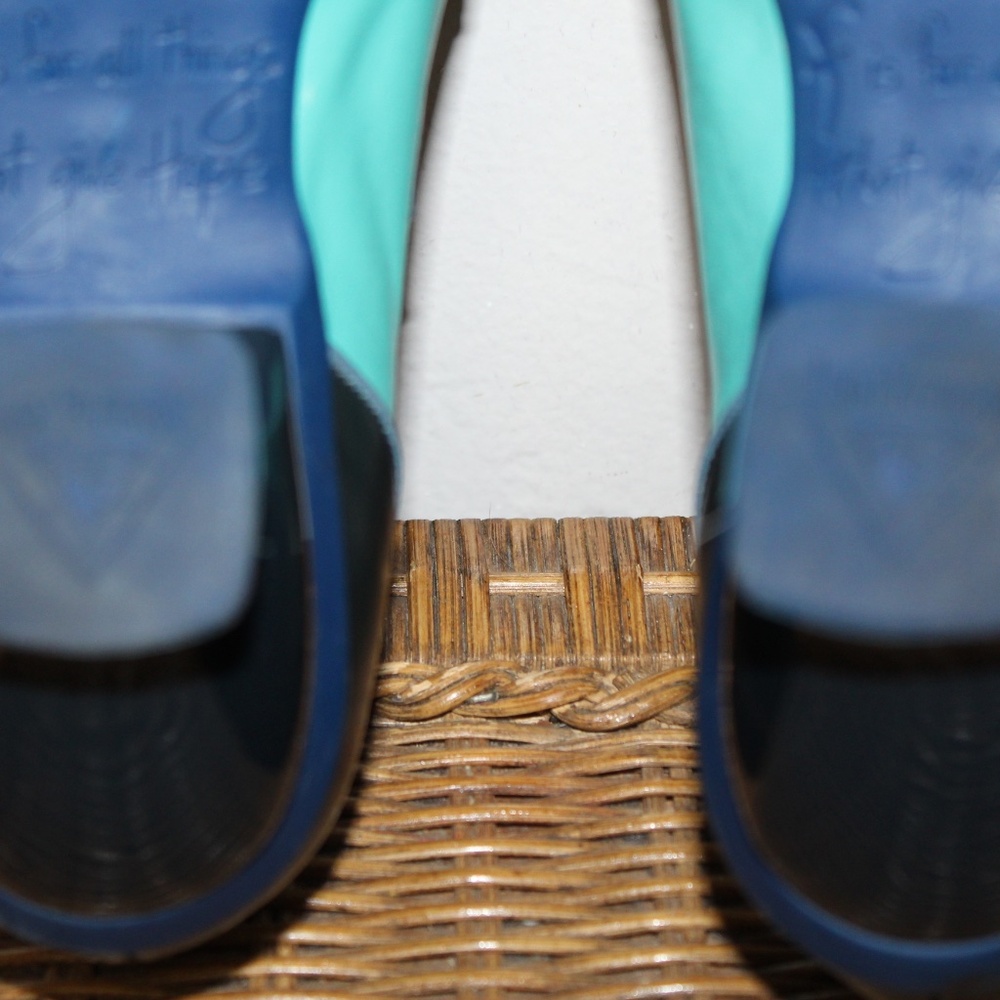 John Fluevog Teal & Navy Mary Jane Heels.  Sz. 10 - Picture 9 of 12